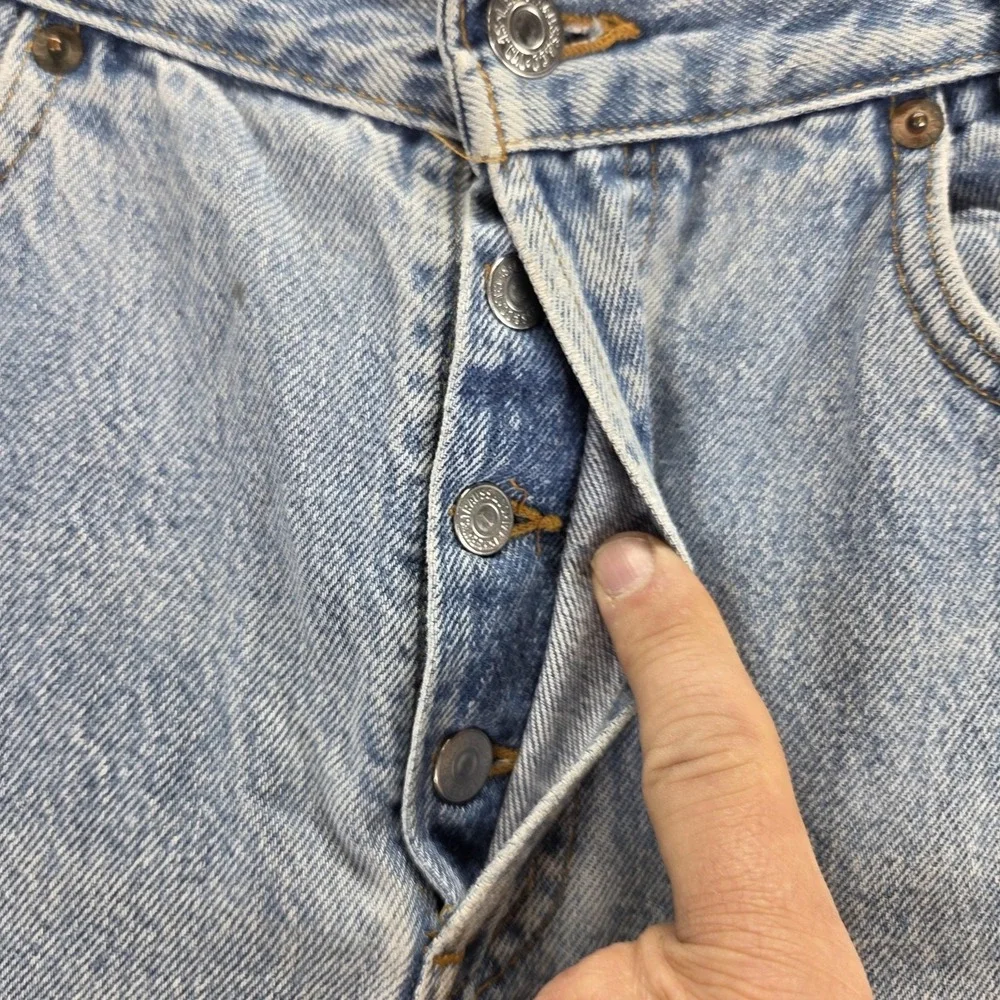 Levis 12885 important